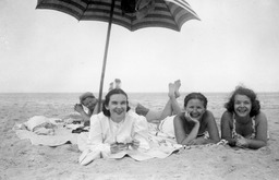 Rehoboth Beach, 1945