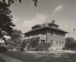 Governor Bacon Health Center, 1940s