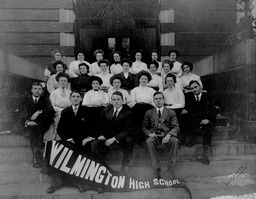 Wilmington High School students, ca. 1909