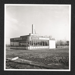 Exterior view of Zenbie's Diner