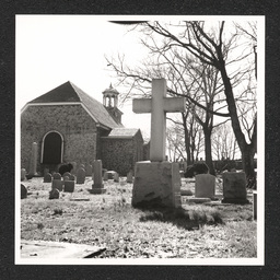 Old Swedes Church, view of graveyard, 1938