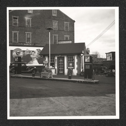 White's Quick Service Station 828 Walnut St., view of station, February 23, 1938