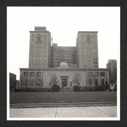 Wilmington Public Library Delaware Trust, 1939, looking along Rodney Square