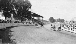 Delaware State Fairgrounds horse race, ca. early 20th century
