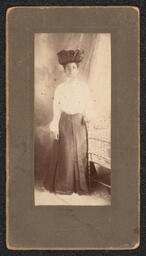 Photograph, woman wearing a large hat