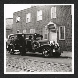 Edward LeMay Gray Funeral Home 722 Walnut St., funeral coach, February 4, 1939