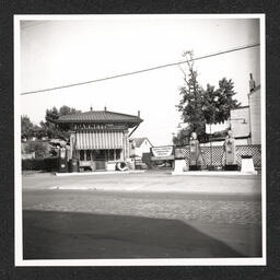 Barnett Bros. Gas Station Chester PA, exterior view, 1940